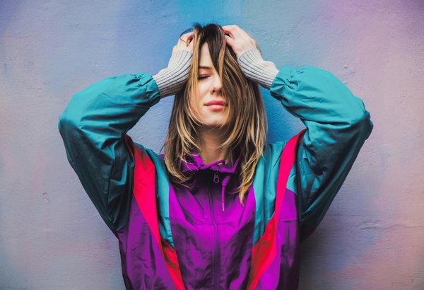 What's the Best Way to Style a Fitted Blazer with Flared Jeans for Casual Fridays?